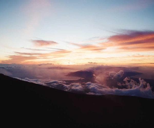 Modern news feed layout